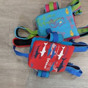 Speedo swim floaties